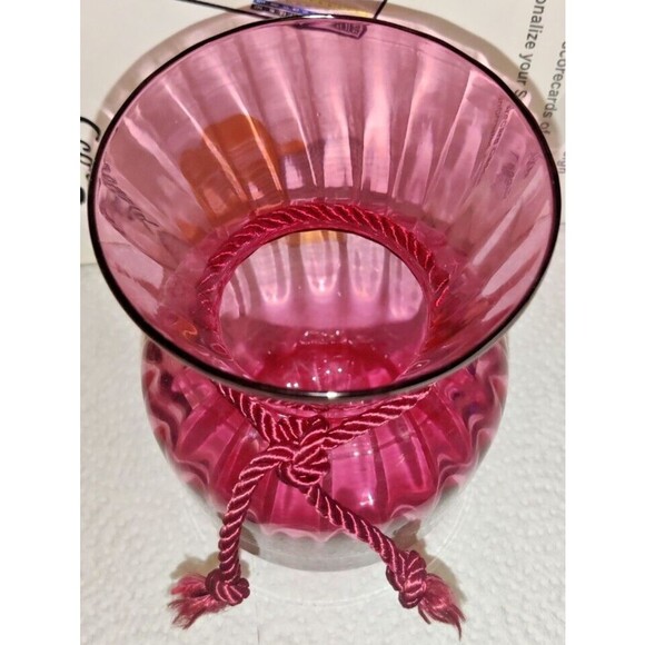 Vintage 1960s  PILGRIM "Cranberry" BLOWN-GLASS Vertical Rib Paneled Vase - Picture 5 of 11